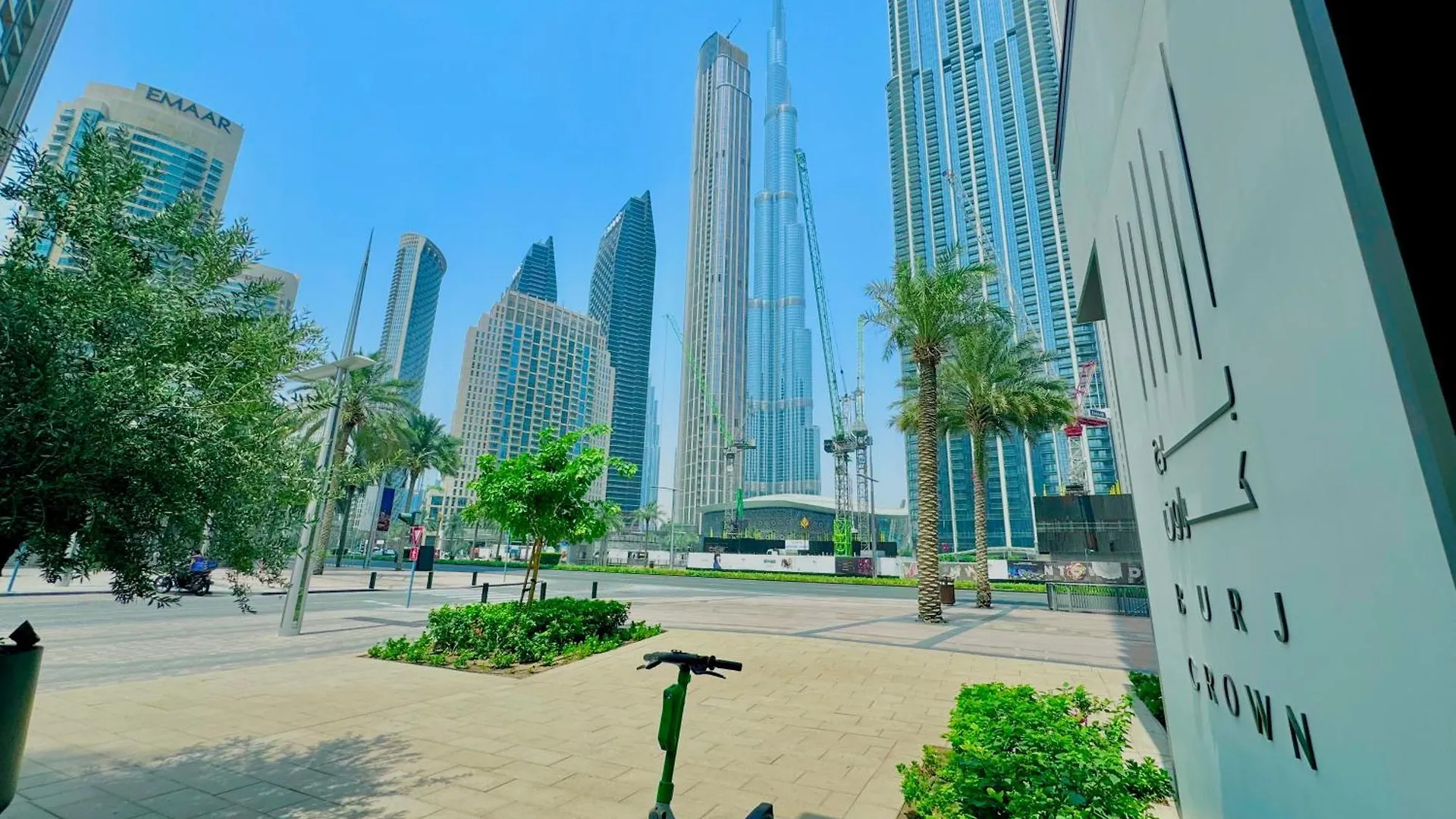 Modern 2Br Near Dubai Mall & Burj Khalif 0*,